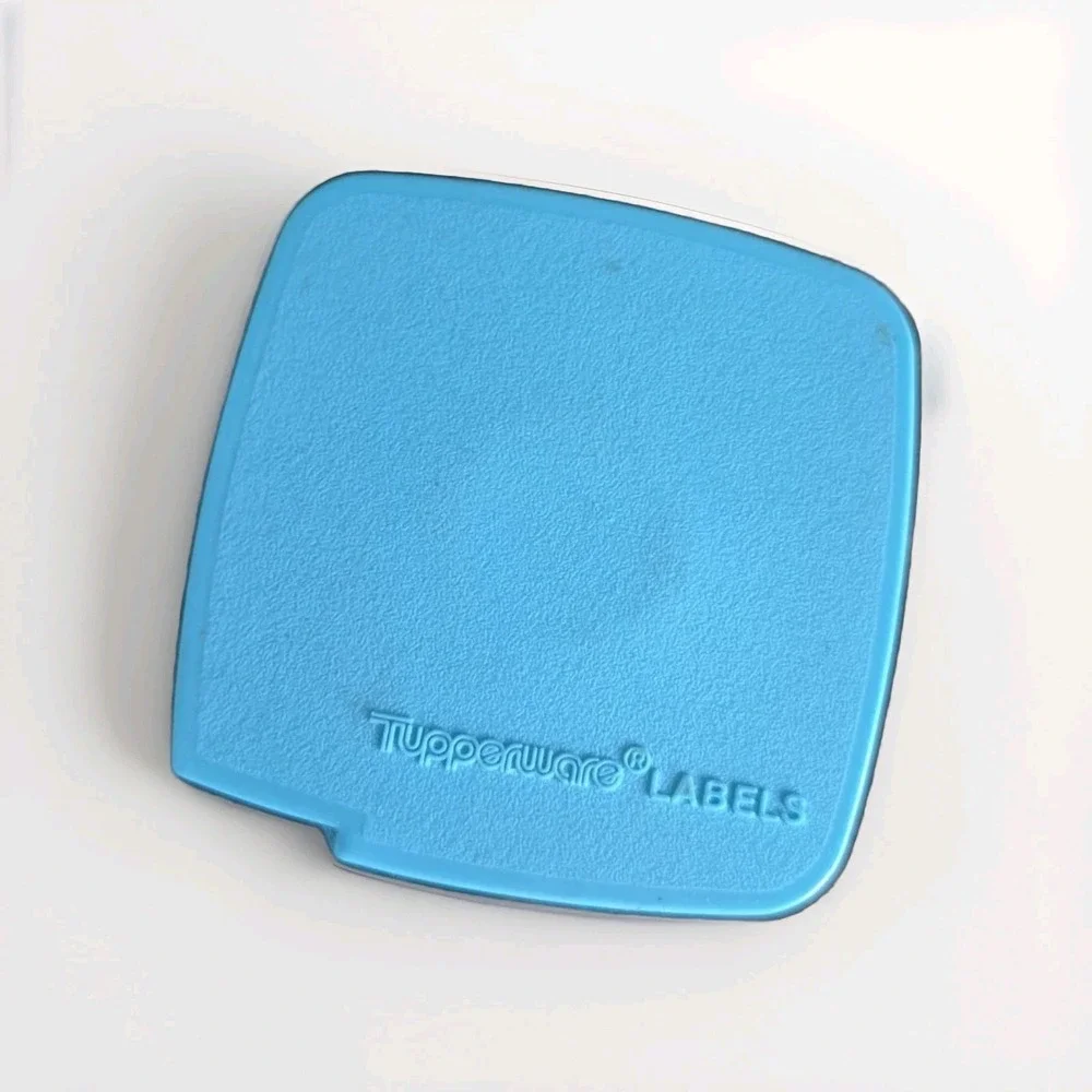 Vtg Tupperware Aqua Blue‎ Label Dispenser and Labels Freezer Canning